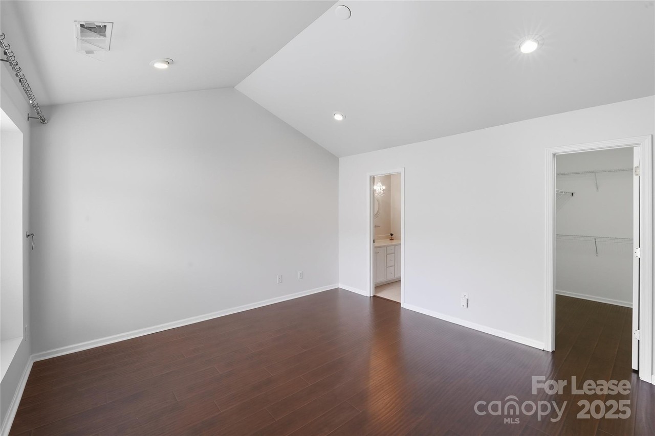 11212 Blake Port Court - Photo 4 of 27