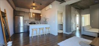 60 Elm St #604 - Photo 1 of 1