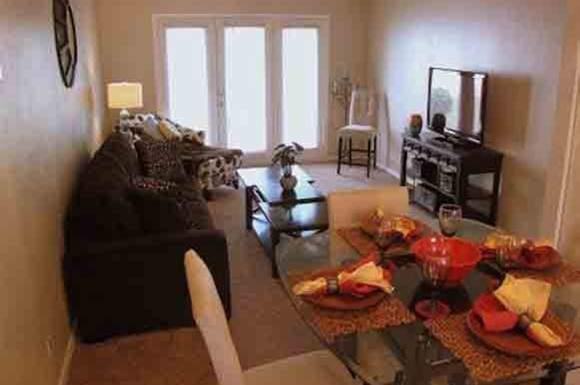 Bandon Trails Apartments - Photo 3 of 22