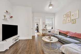 1006 W Dakin St #3 - Photo 1 of 1