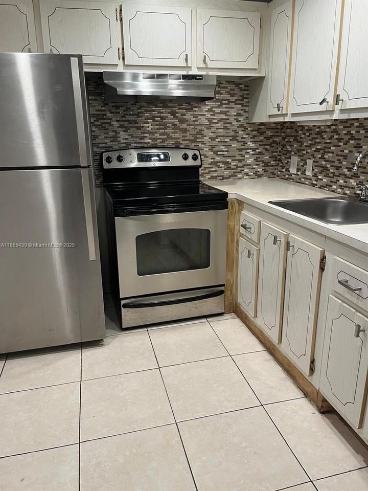 265 Suffolk G #265 - Photo 7 of 8