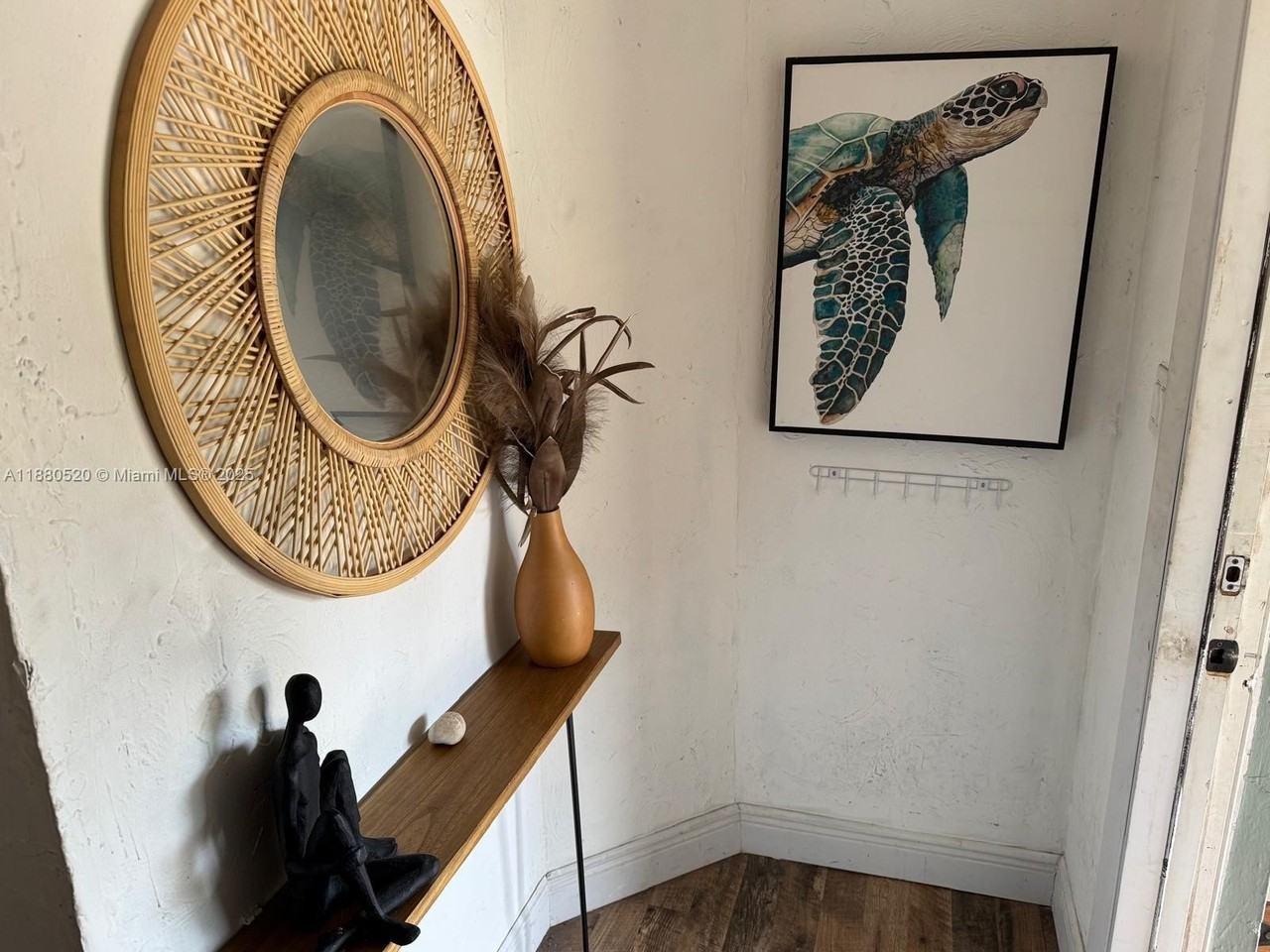 1101 Ne 14th Ave #1-4 - Photo 5 of 10