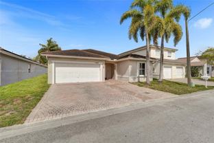4955 Sw 33rd Ave - Photo 1 of 1