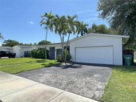 5740 Sw 45th Ter - Photo 1 of 1