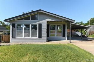 325 Orchard Ave - Photo 1 of 1