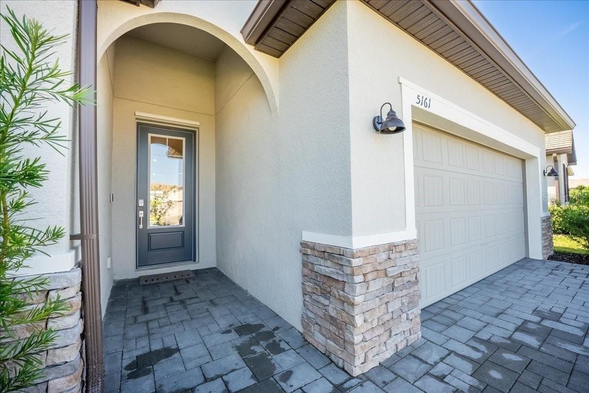 5161 Coral Reef Way - Photo 4 of 48