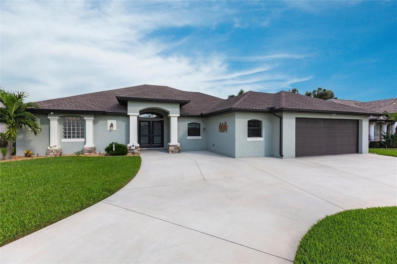 21 Medalist Ln - Photo 2 of 50