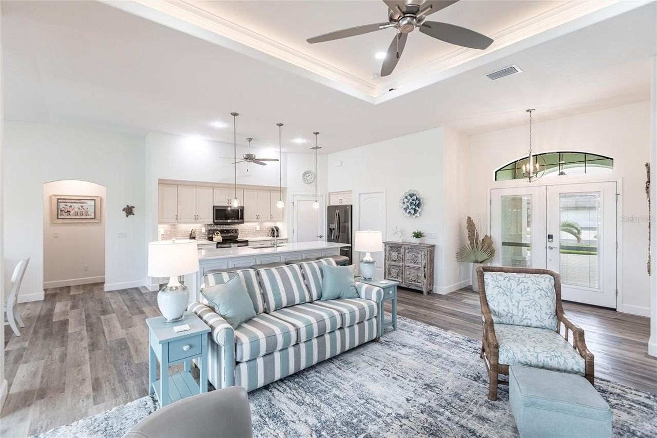 21 Medalist Ln - Photo 7 of 50