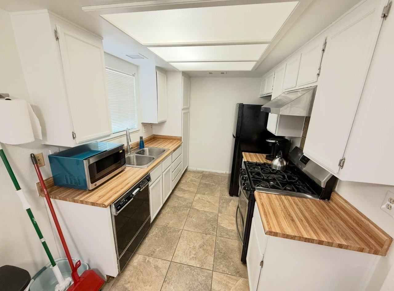 Spanish Moss Ave - Photo 4 of 7