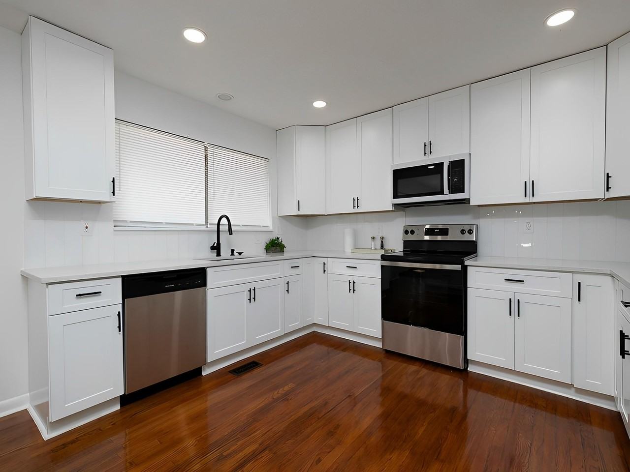 Crabapple Lane - Photo 6 of 15