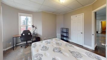 featured image of Western Ave