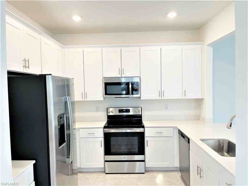 2775 Blossom Way - Photo 4 of 16