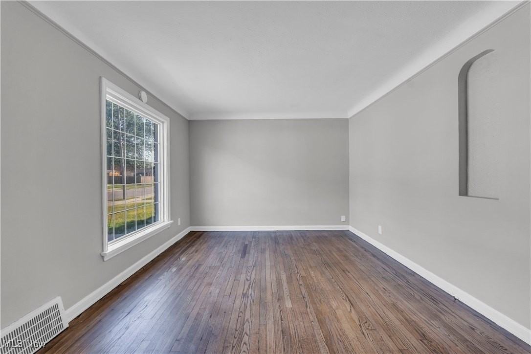 2703 Hearthstone Rd - Photo 4 of 25