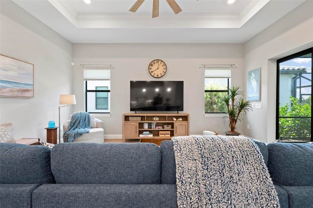 6205 Grande Talon Ln - Photo 6 of 40