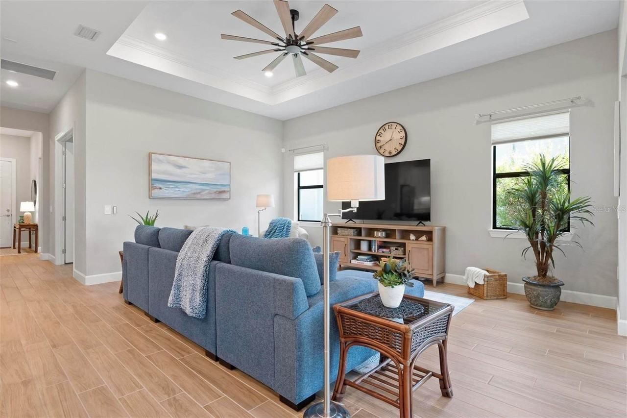 6205 Grande Talon Ln - Photo 7 of 40