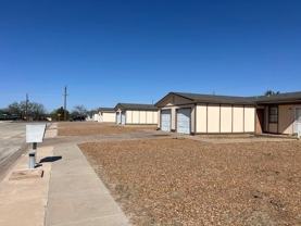 419 1/2 36th Pl - Photo 1 of 1