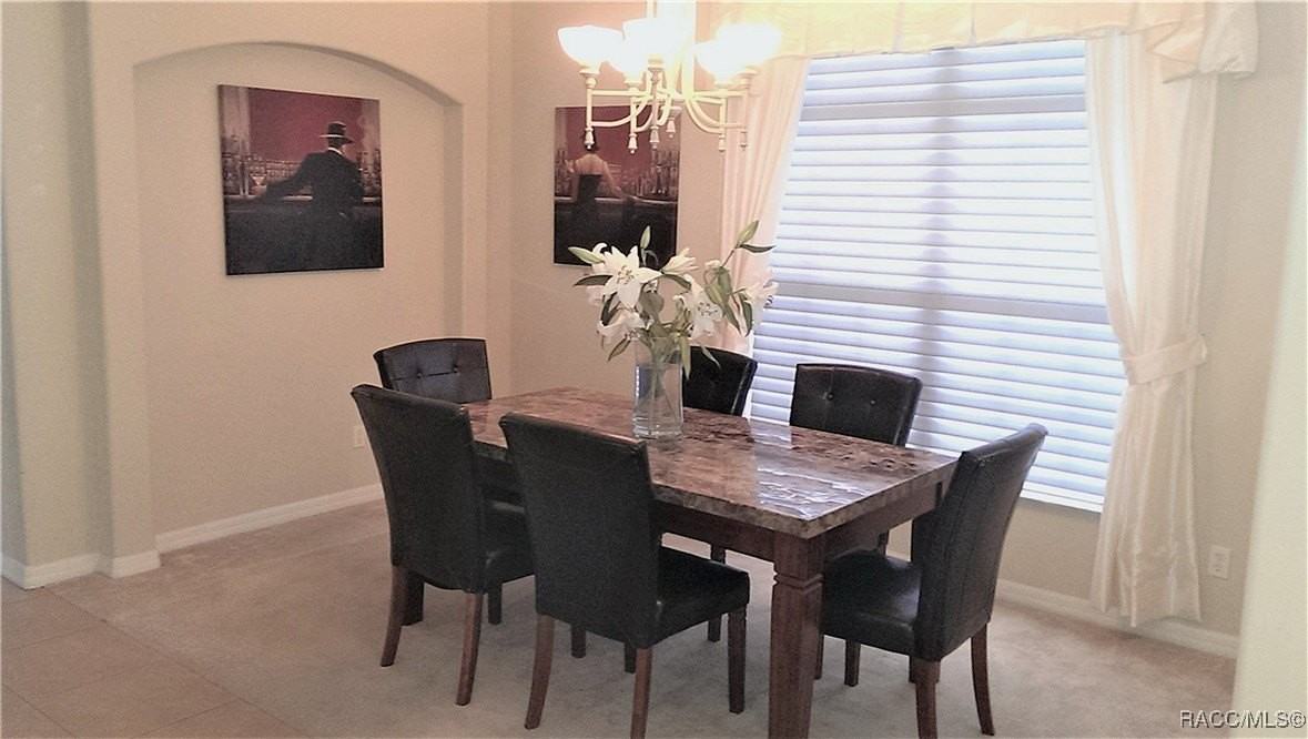 38 Linder Dr - Photo 5 of 18
