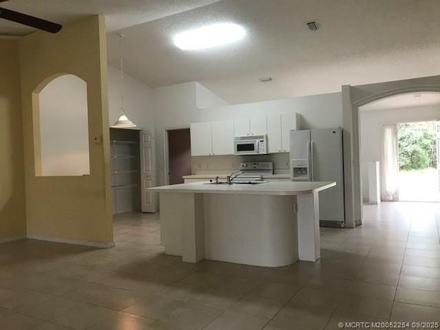 1180 Southeast Ladner Street - Photo 4 of 27