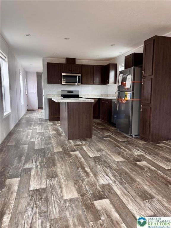 20 Court Street - Photo 4 of 13