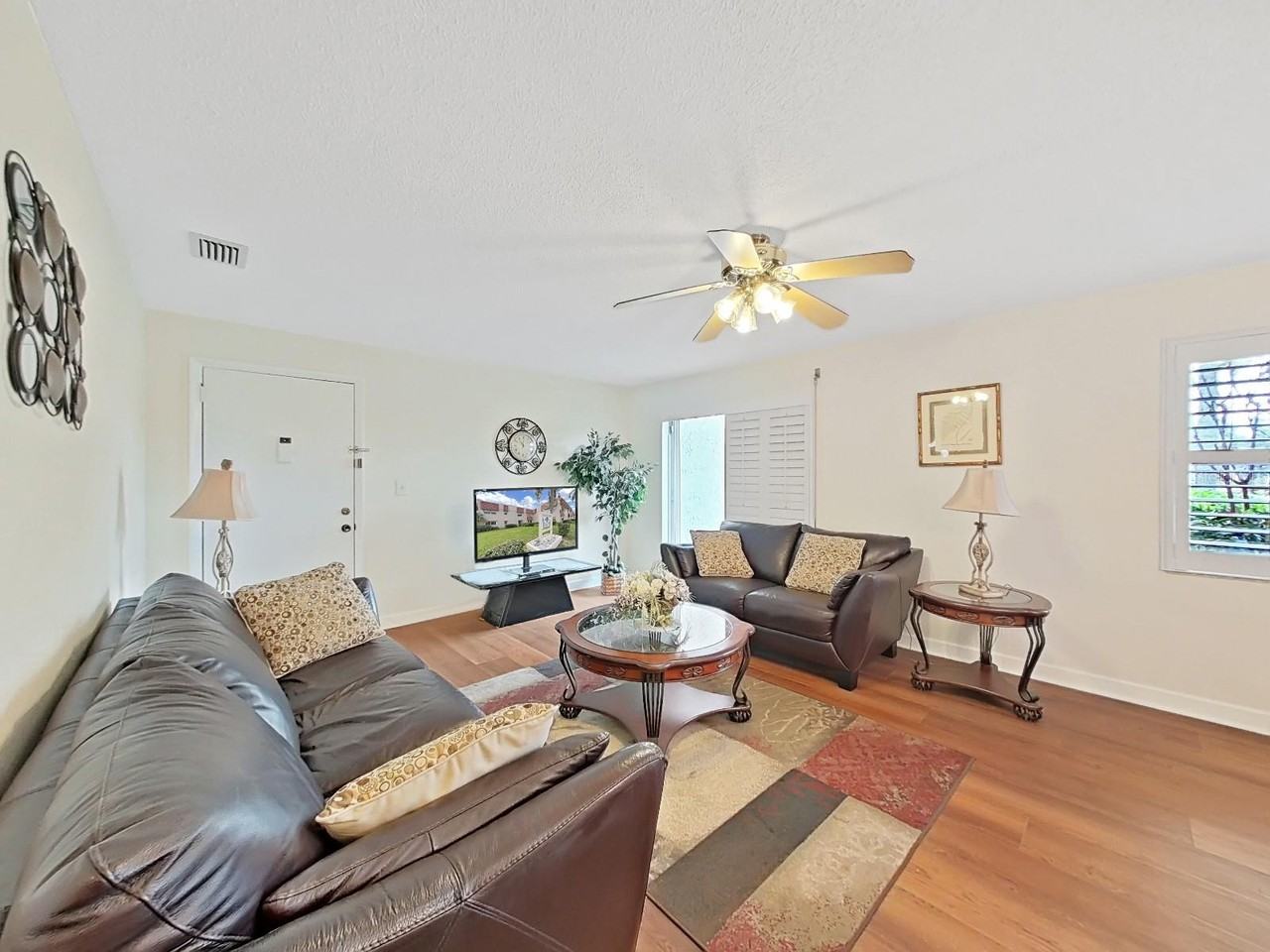 10038 62nd Ter N - Photo 5 of 22