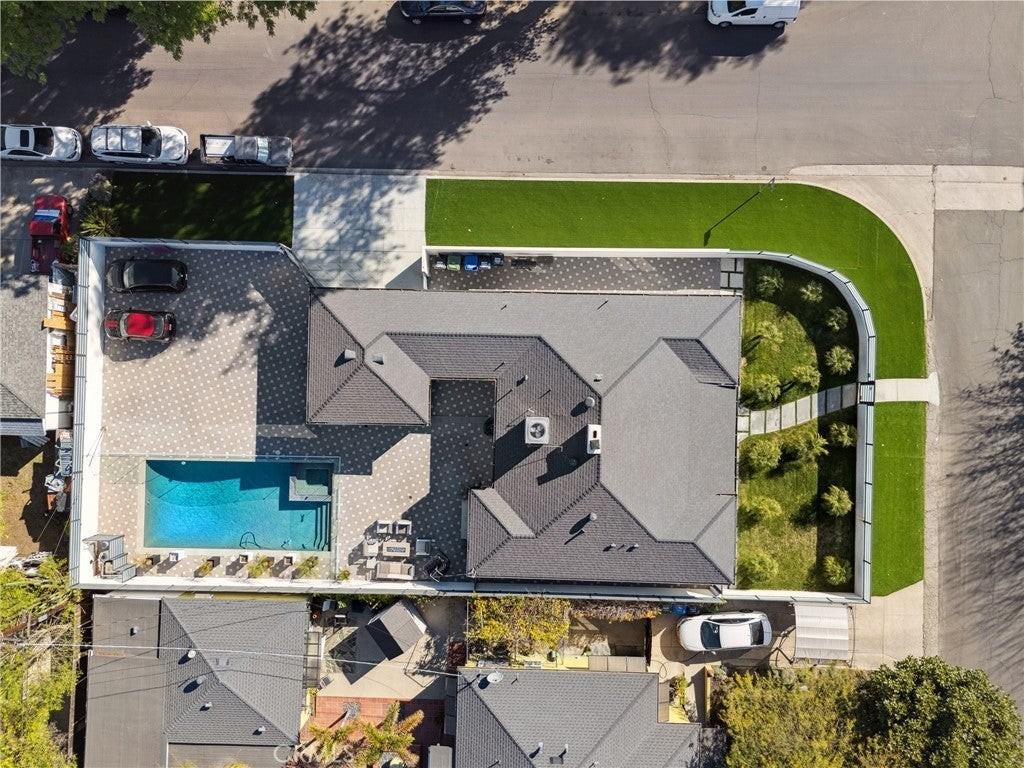 6502 Costello Ave - Photo 2 of 28