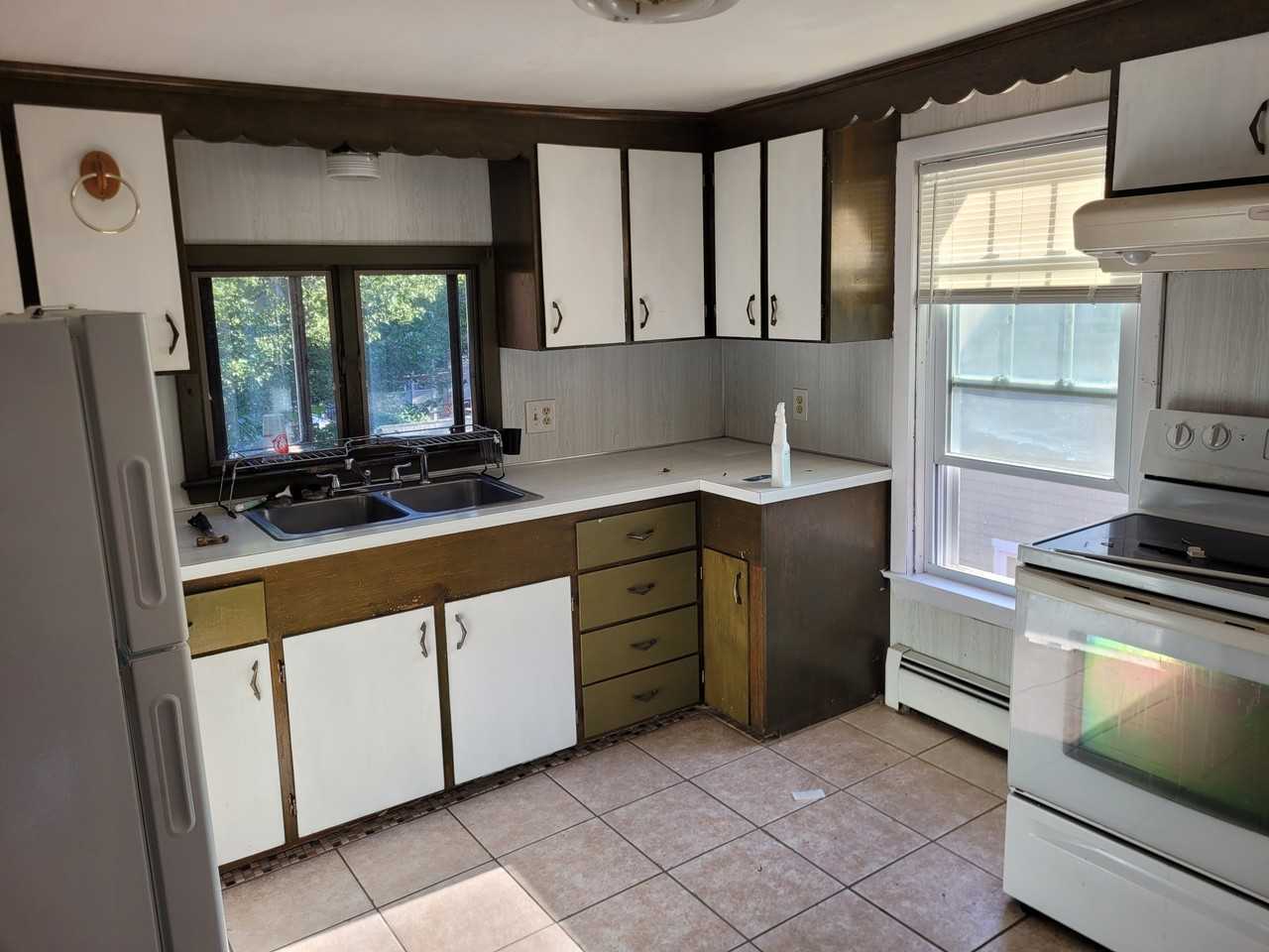 65 Spring Street - Photo 7 of 9