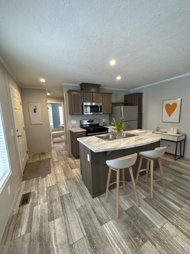 37 Joymar Dr #37JD - Photo 2 of 23