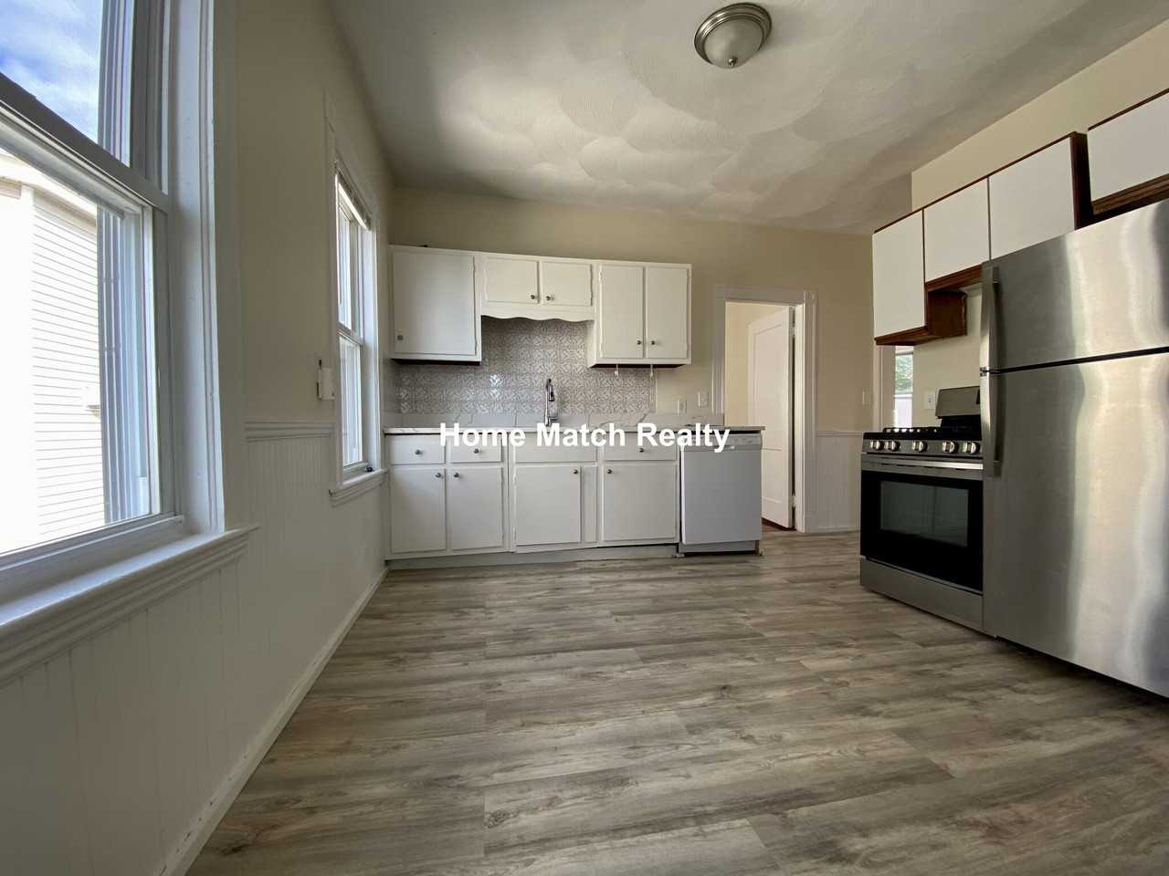 Belknap St #3 - Photo 2 of 33