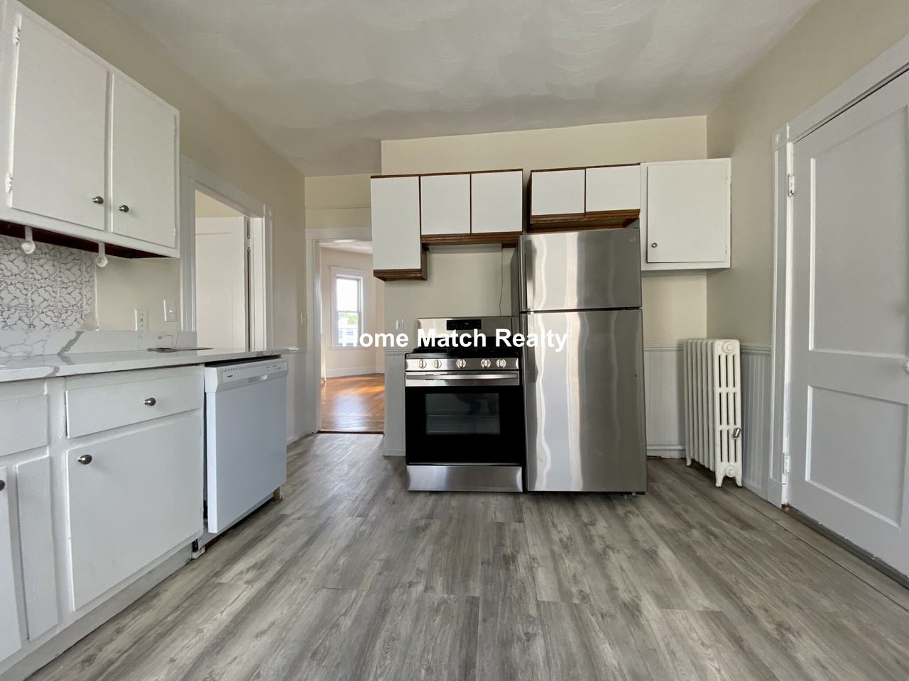 Belknap St #3 - Photo 6 of 33