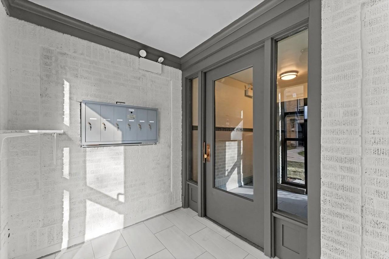 1720 W North Shore Ave #1H - Photo 5 of 40