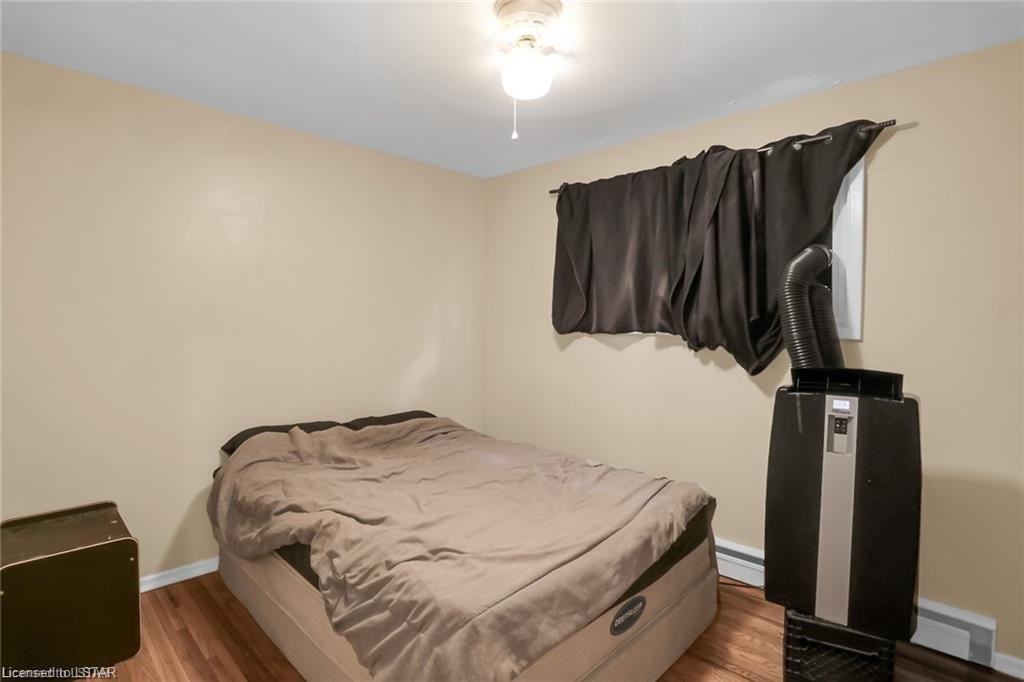 329 Salisbury St - Photo 7 of 10