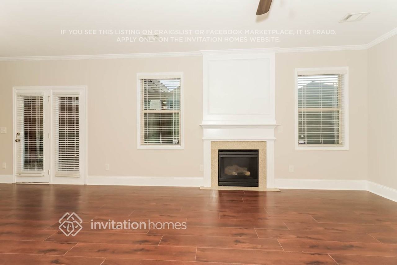 1391 Blue Sail Avenue - Photo 2 of 16