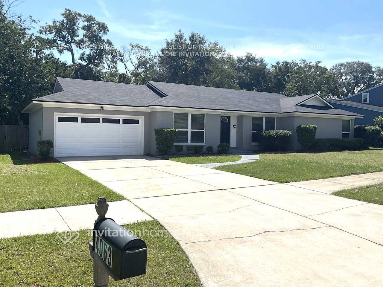 4063 Greenwillow Ln E - Photo 2 of 22