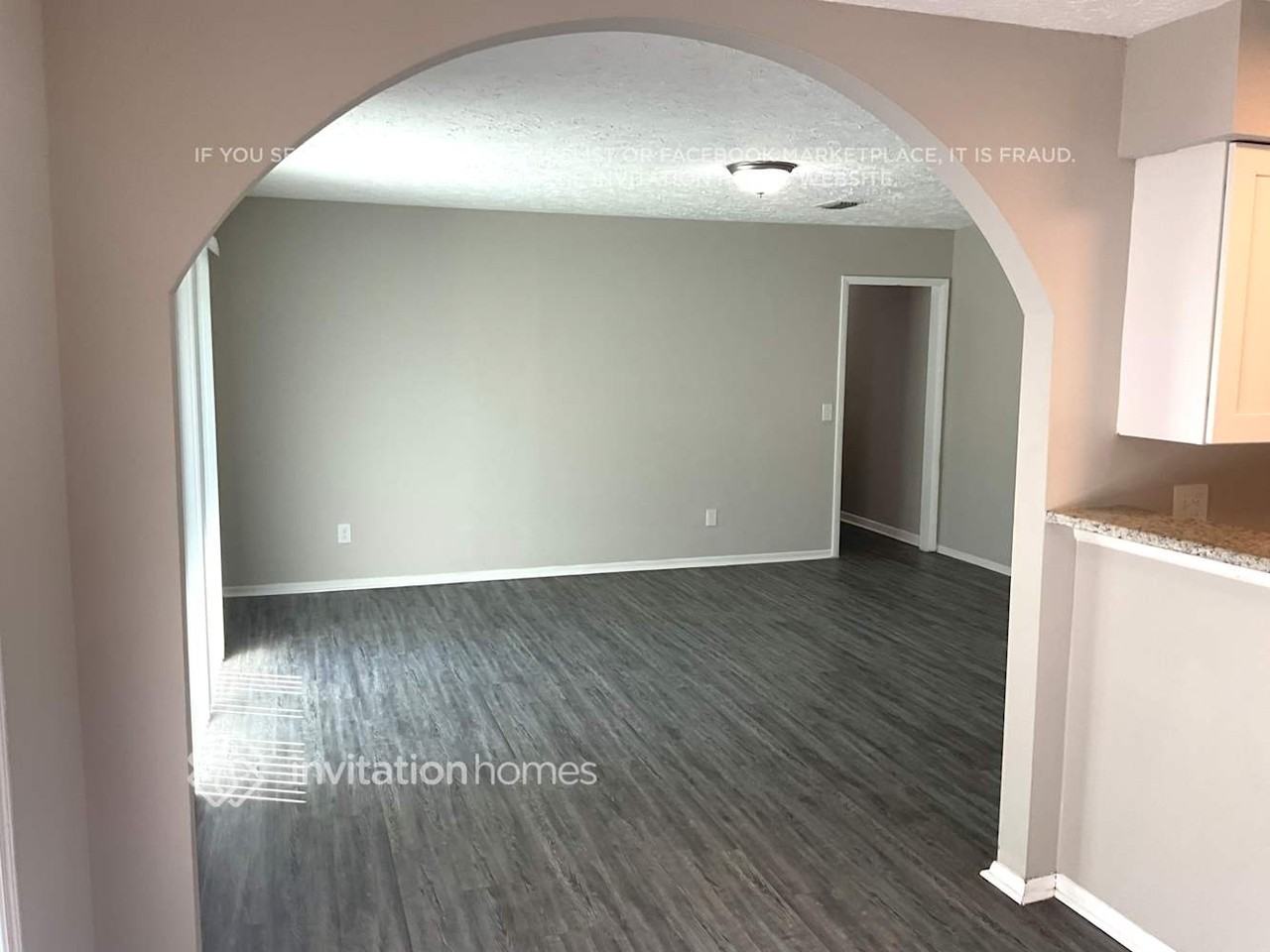 4063 Greenwillow Ln E - Photo 3 of 22