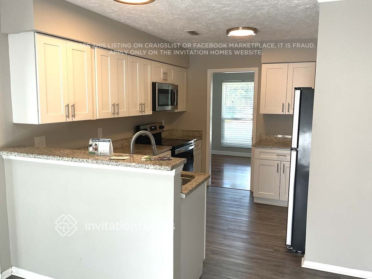 4063 Greenwillow Ln E - Photo 5 of 22