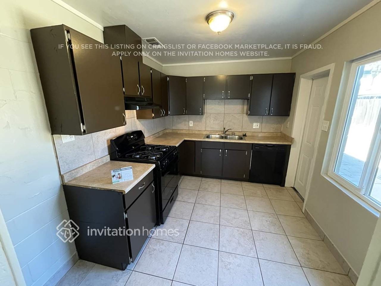 3354 Horseshoe Dr - Photo 6 of 15