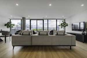 featured image of 2755 King St