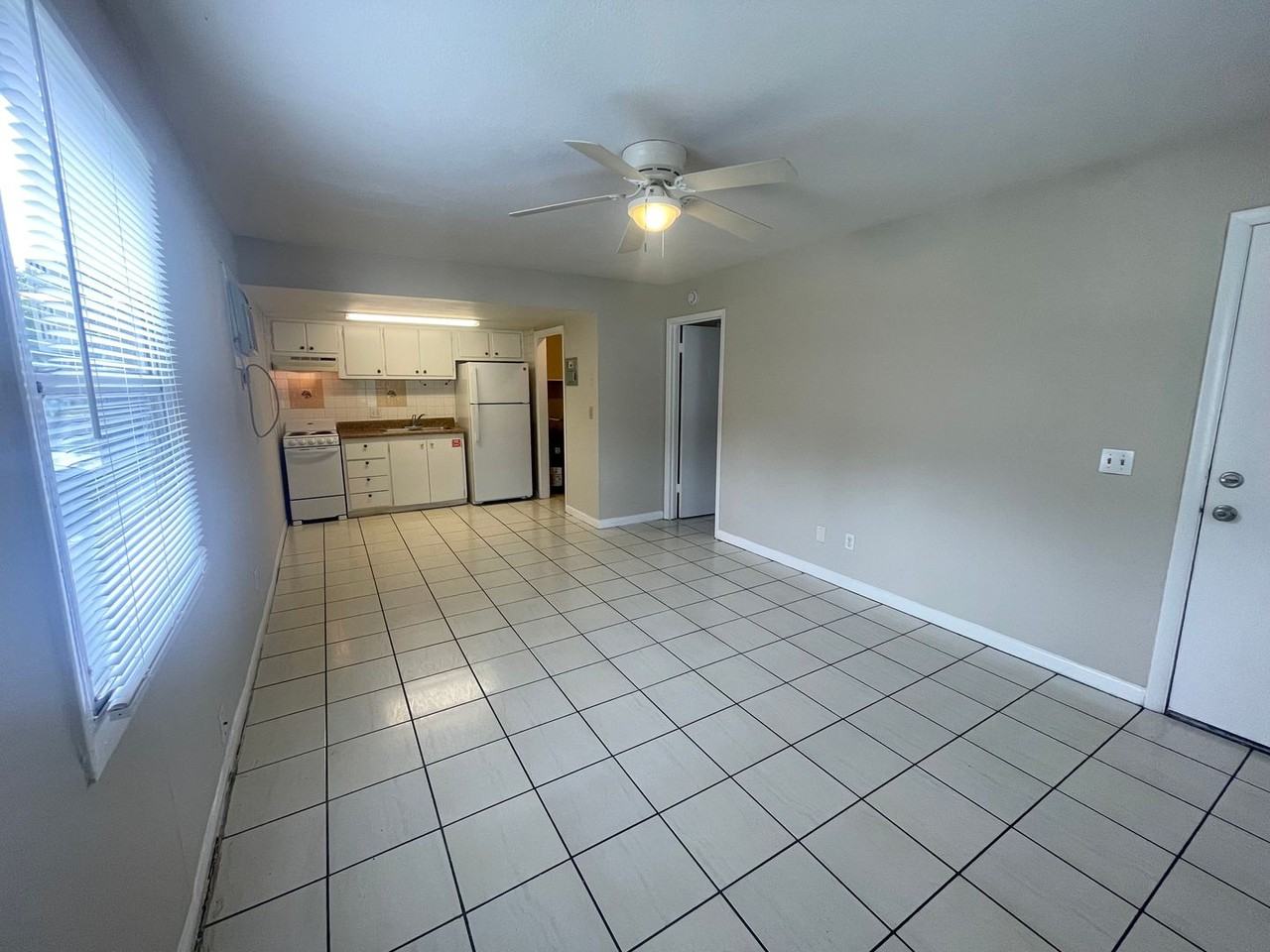 5119 Curry Ford Rd #1 - Photo 4 of 12