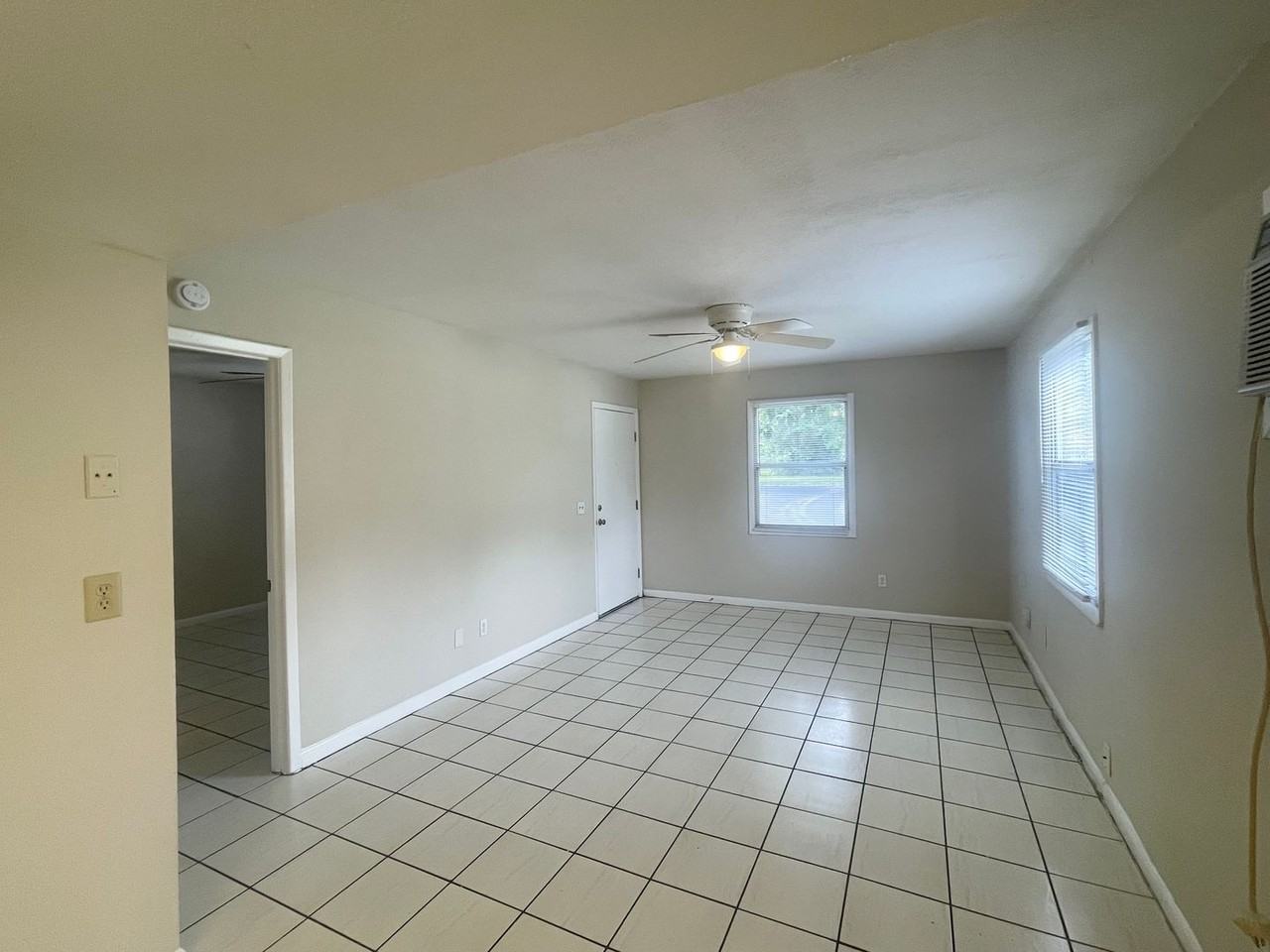 5119 Curry Ford Rd #1 - Photo 6 of 12