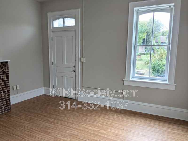 229 W Steins St - Photo 3 of 14