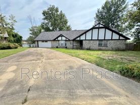 625 Rosewood Ct - Photo 1 of 1