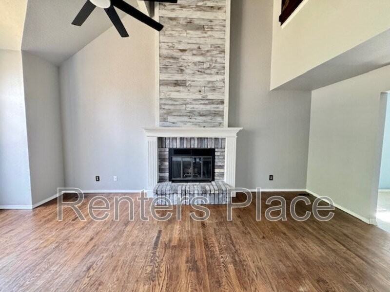 8626 S 90th East Ave - Photo 4 of 24