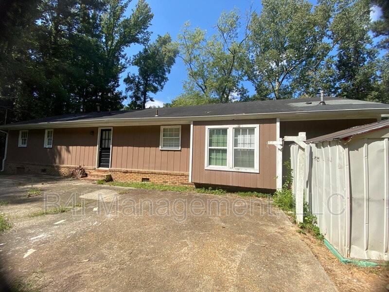 1438 S Burnt Hickory Rd