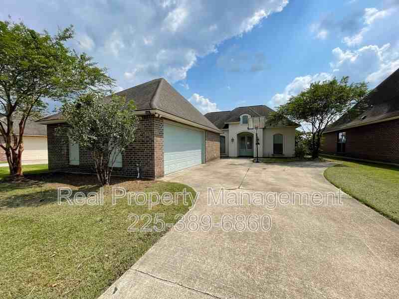 10950 Hillpark Ave - Photo 2 of 32