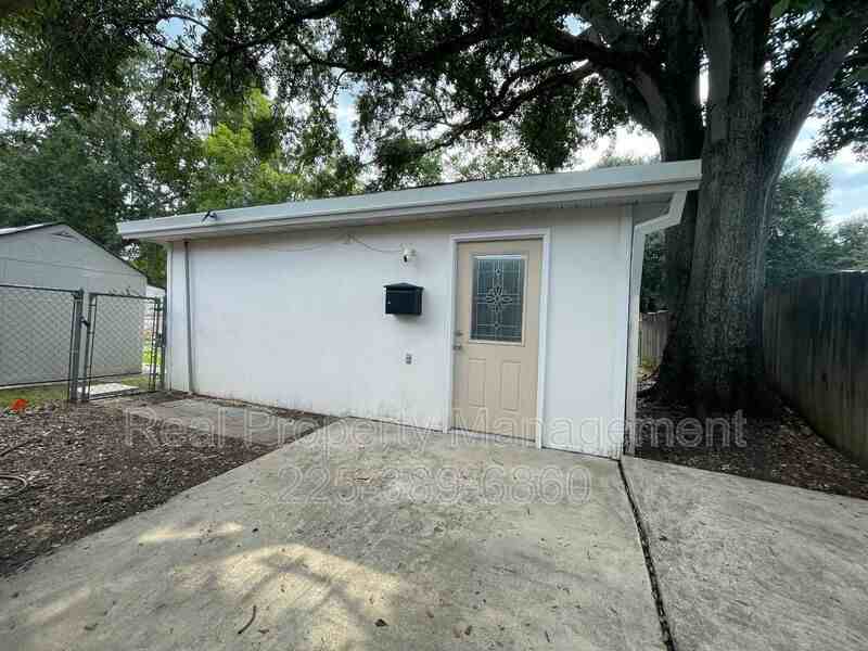 9536 Bermuda Avenue #B