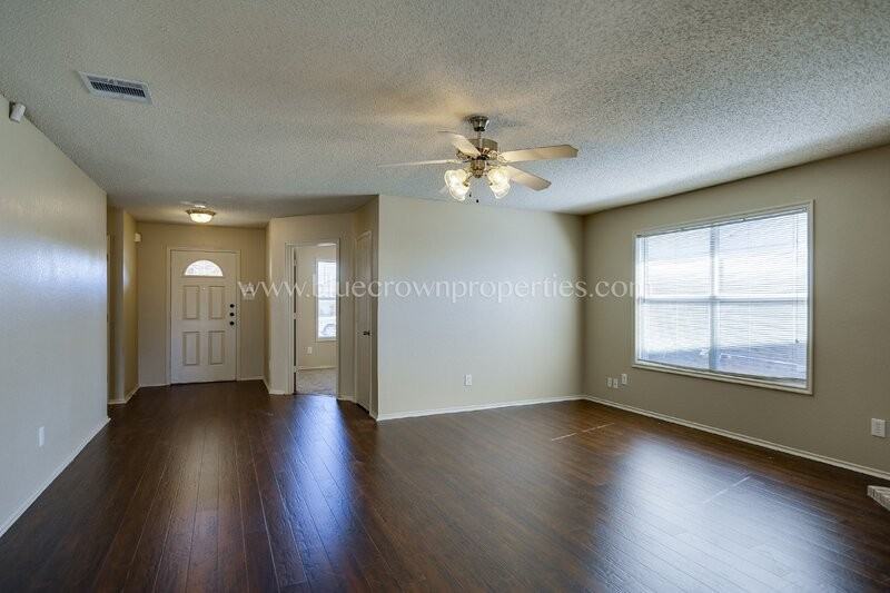 9204 Saint Martin Rd - Photo 6 of 18