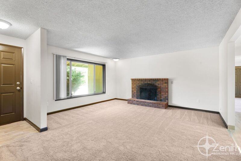 805 Ne 122nd Ave - Photo 3 of 32