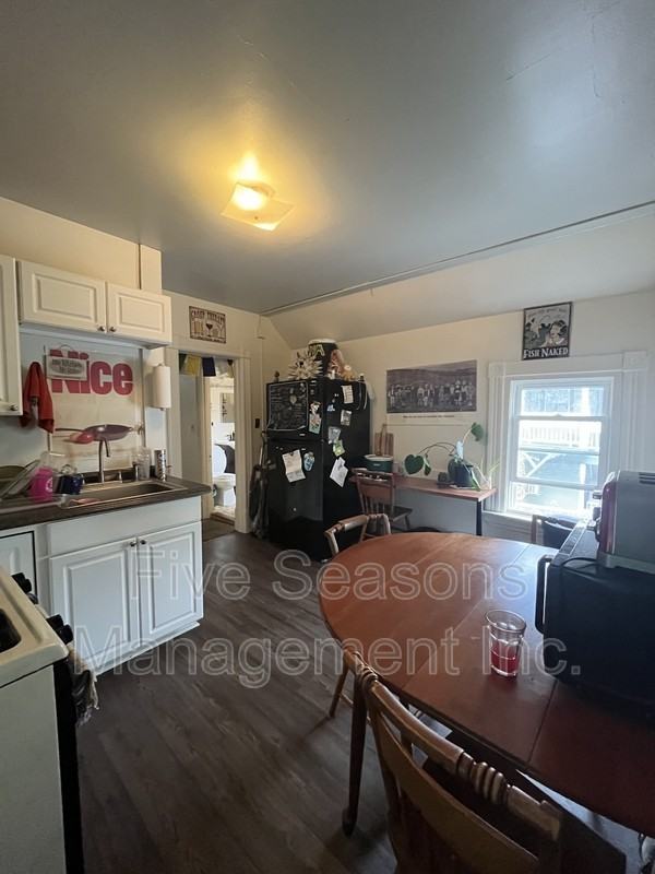 22 Orchard Ter - Photo 7 of 20