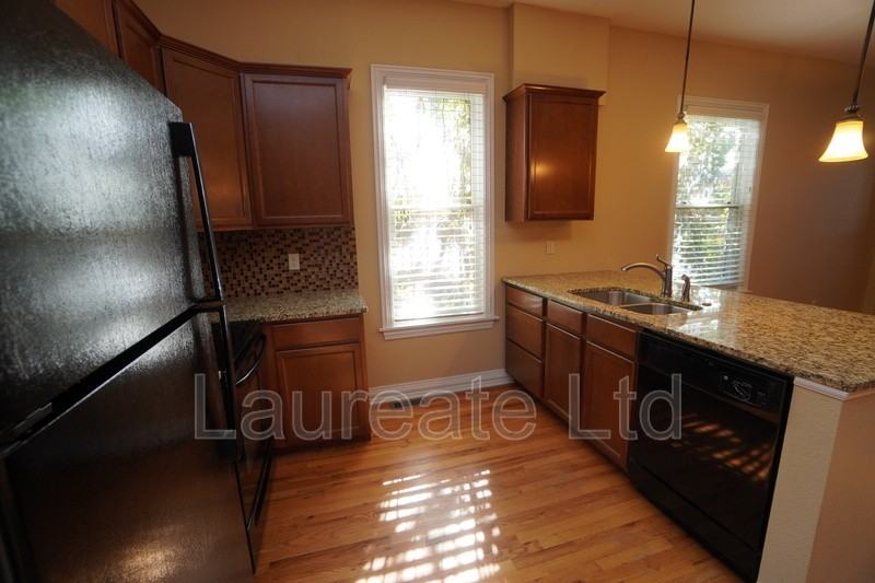 2510 California St - Photo 5 of 18