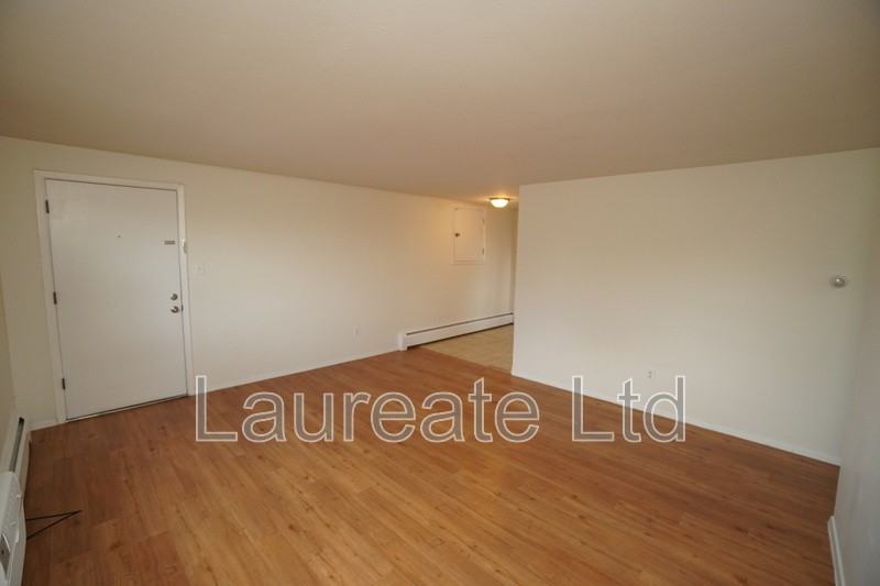 761 Oak St #C - Photo 4 of 17